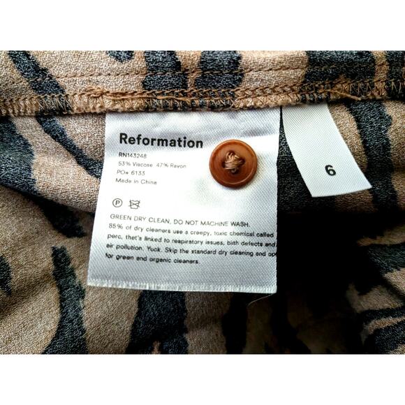 NWT Sz 6 Reformation MAURITA RAJAH Wrap Dress Animal Print - Picture 6 of 10